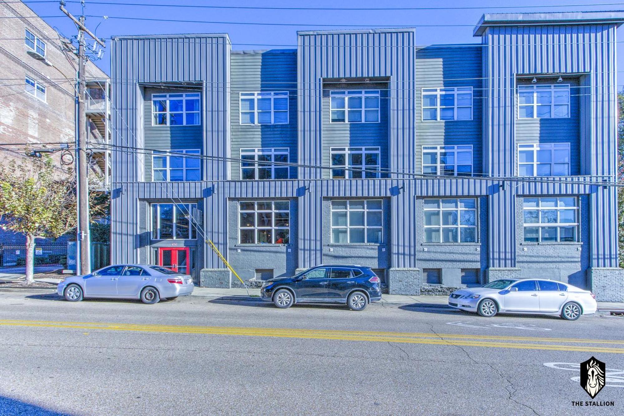 The Stallion #304 - Walk To Museums In Downtown, Luxe Loft With Free Gated Covered Parking *